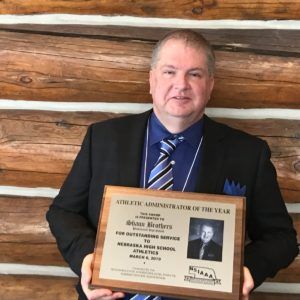 Shaun Brothers receives honor from state athletic administrators