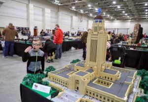 Council Bluffs Lego expo is chance to see 'the world, yet in smaller versions'