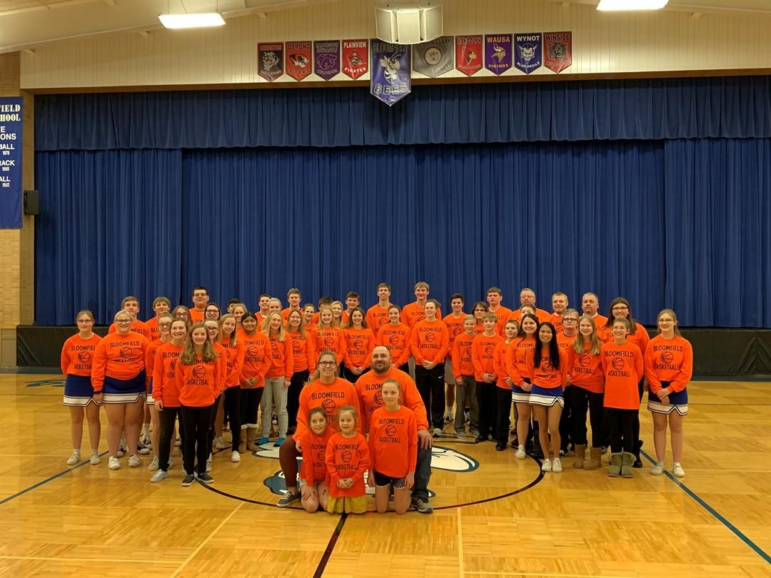 Bloomfield girls basketball team supports coach’s family through t