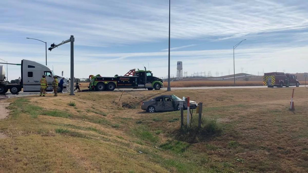 Accident at State Farm Road and Highway 83 SOUTHEAST NEWS CHANNEL NEBRASKA