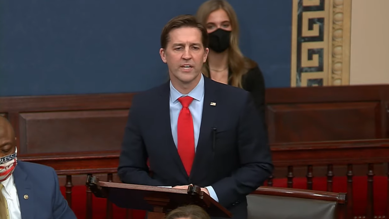 Sasse addresses Senate, Congress confirms Electoral College