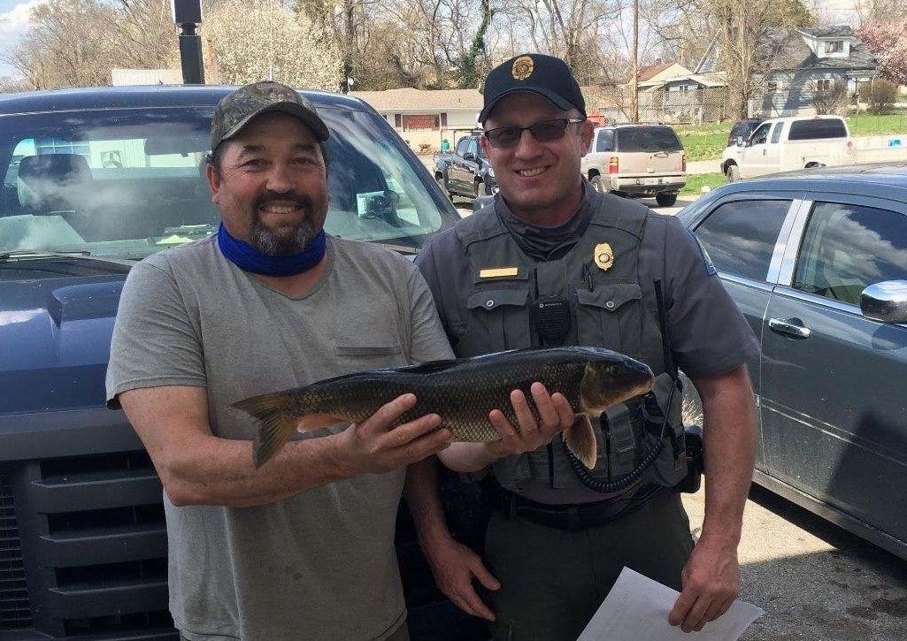 Missouri Man Pulls New State-Record Sucker From Roark Creek - NEWS ...