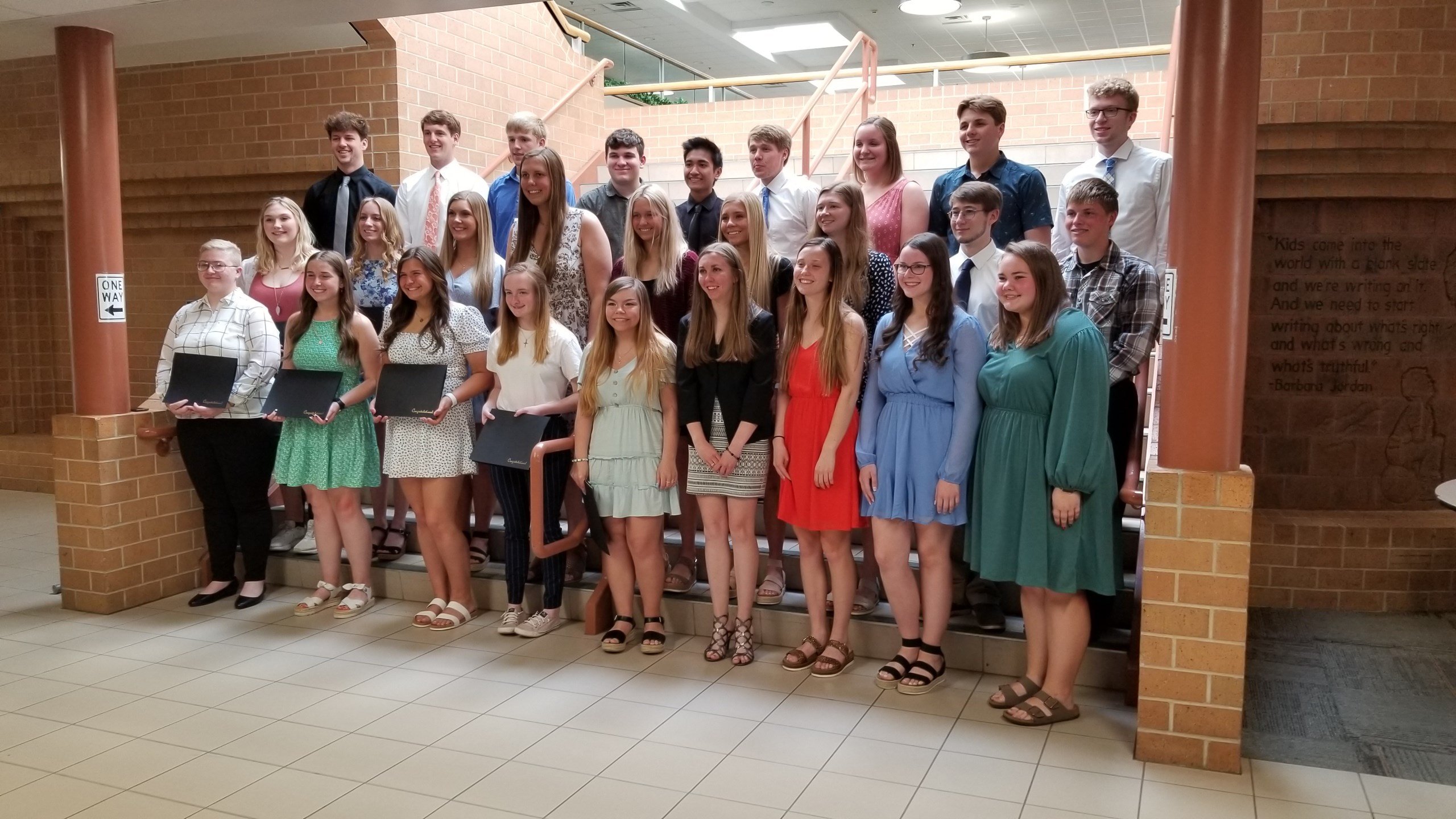 Beatrice Educational Foundation honors scholars inducts Hall of