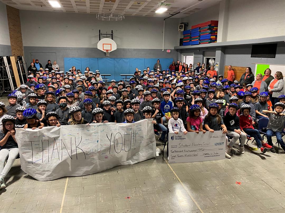 Stoddard Elementary students all get free helmets through United