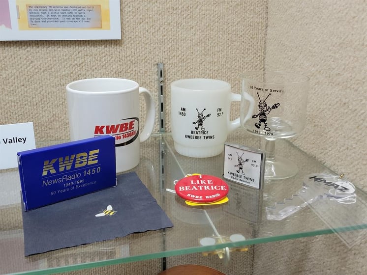 KWBE Radio Display